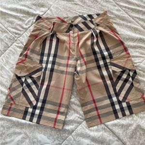 Burberry girls shorts